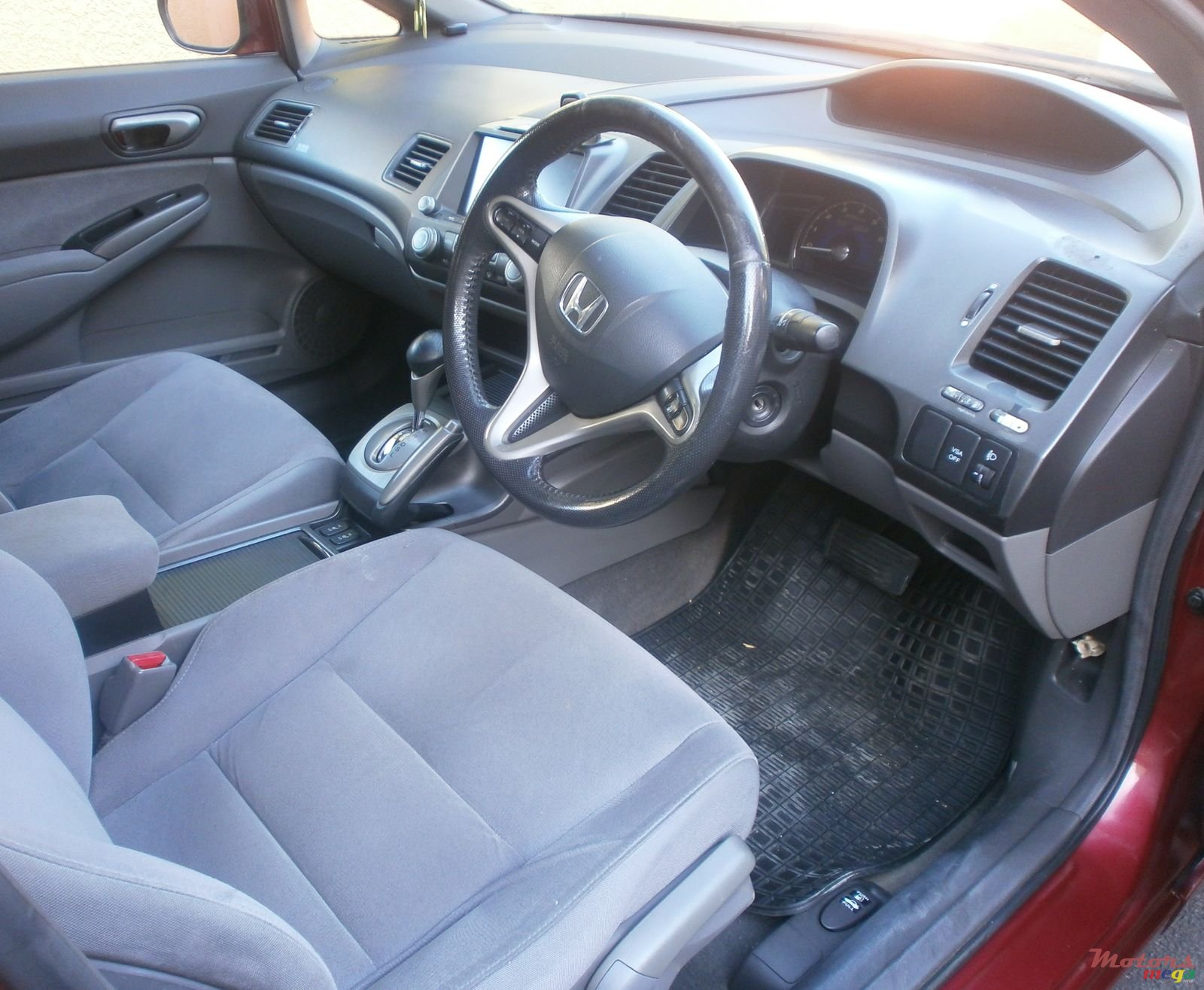 2008' Honda Civic photo #2