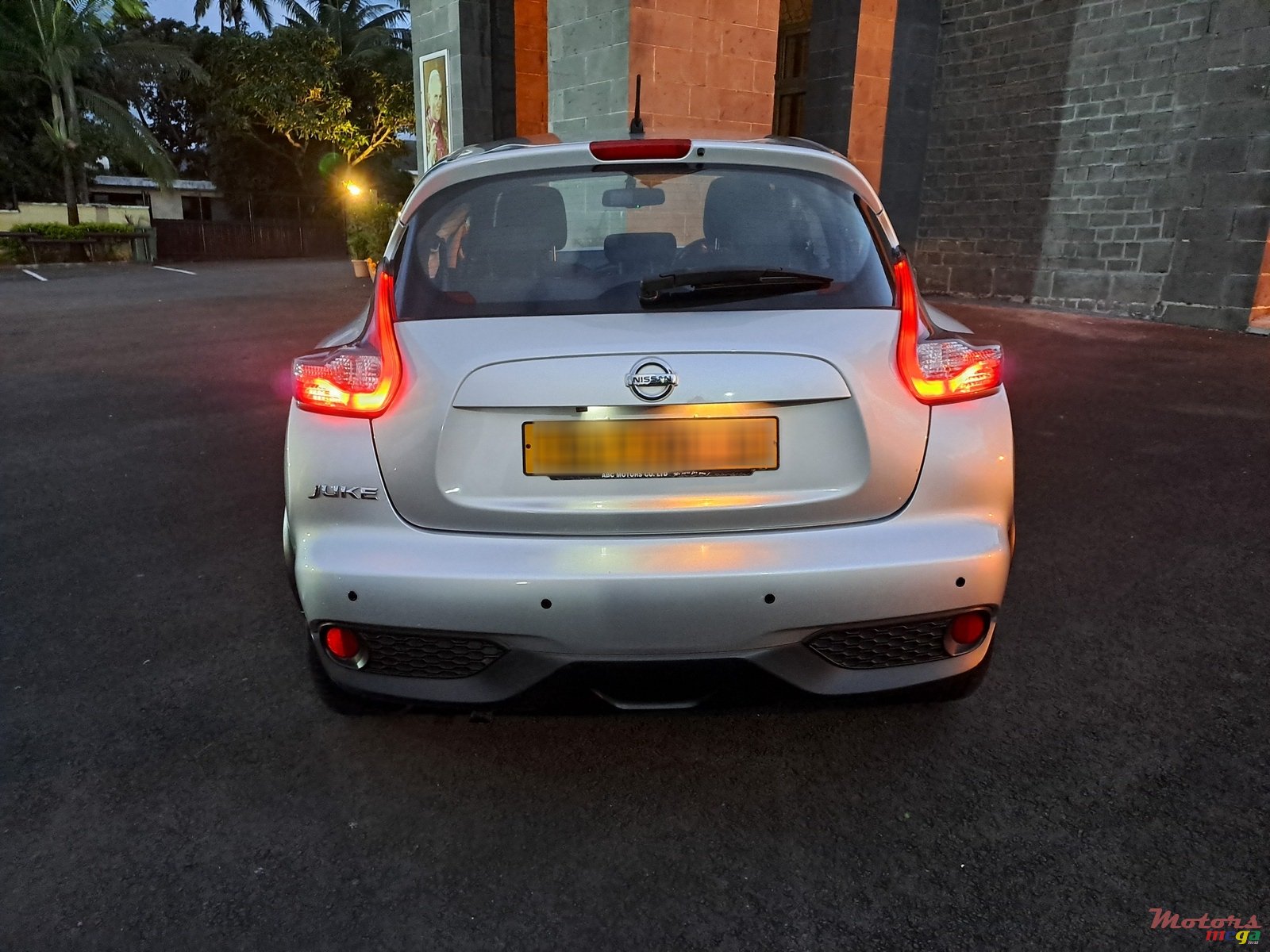 2018' Nissan Juke photo #2