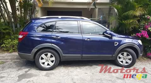 2008' Chevrolet captiva photo #2