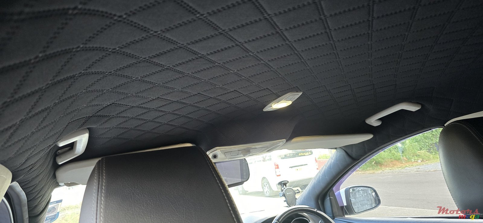 2012' Ford Focus photo #6