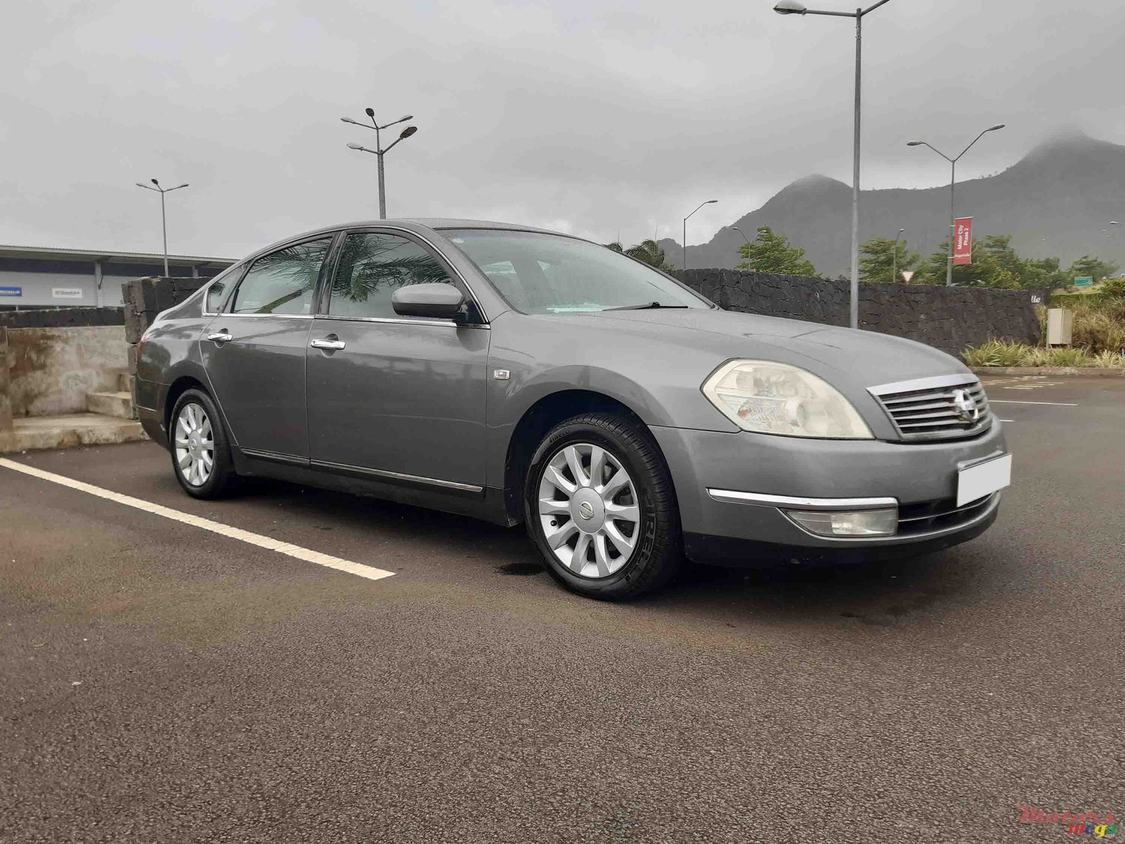 2007' Nissan Cefiro photo #1