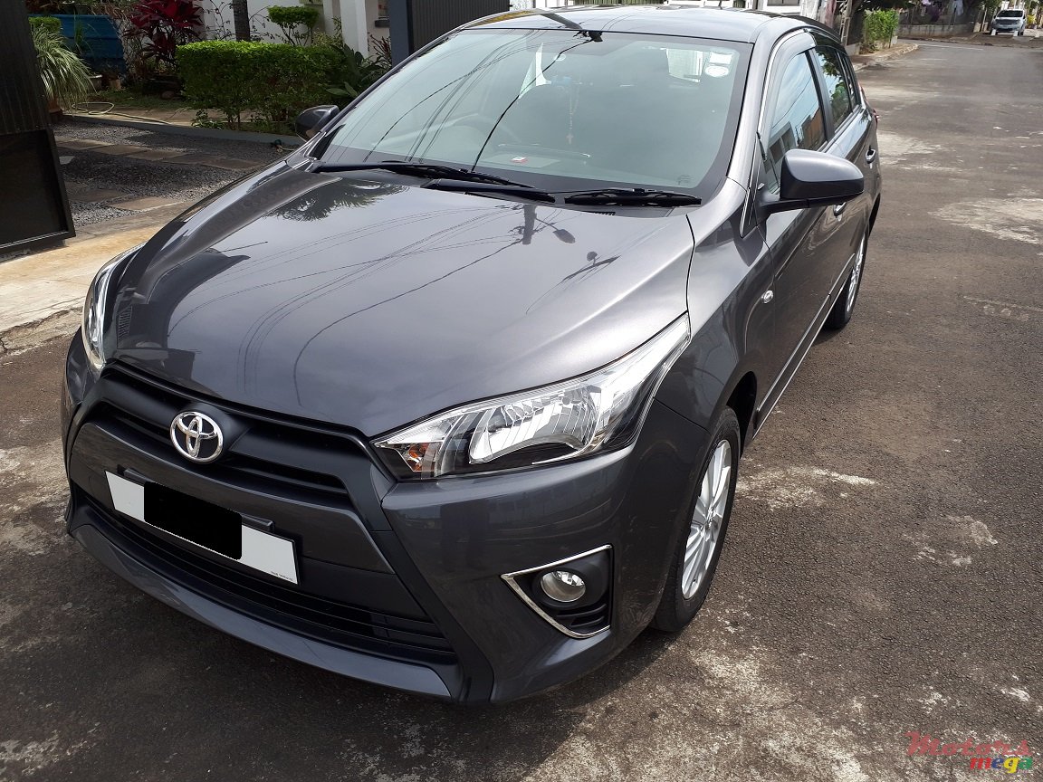 2017' Toyota Yaris None photo #1