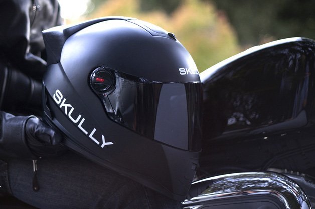 Skully Reveals Google Glass-Like Motorcycle Helmet 