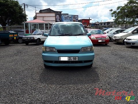 1998' Nissan Cube photo #3