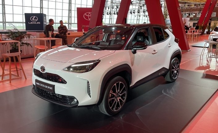 Toyota Yaris Cross GR Sport (2022) : une tenue de sport pour le SUV urbain