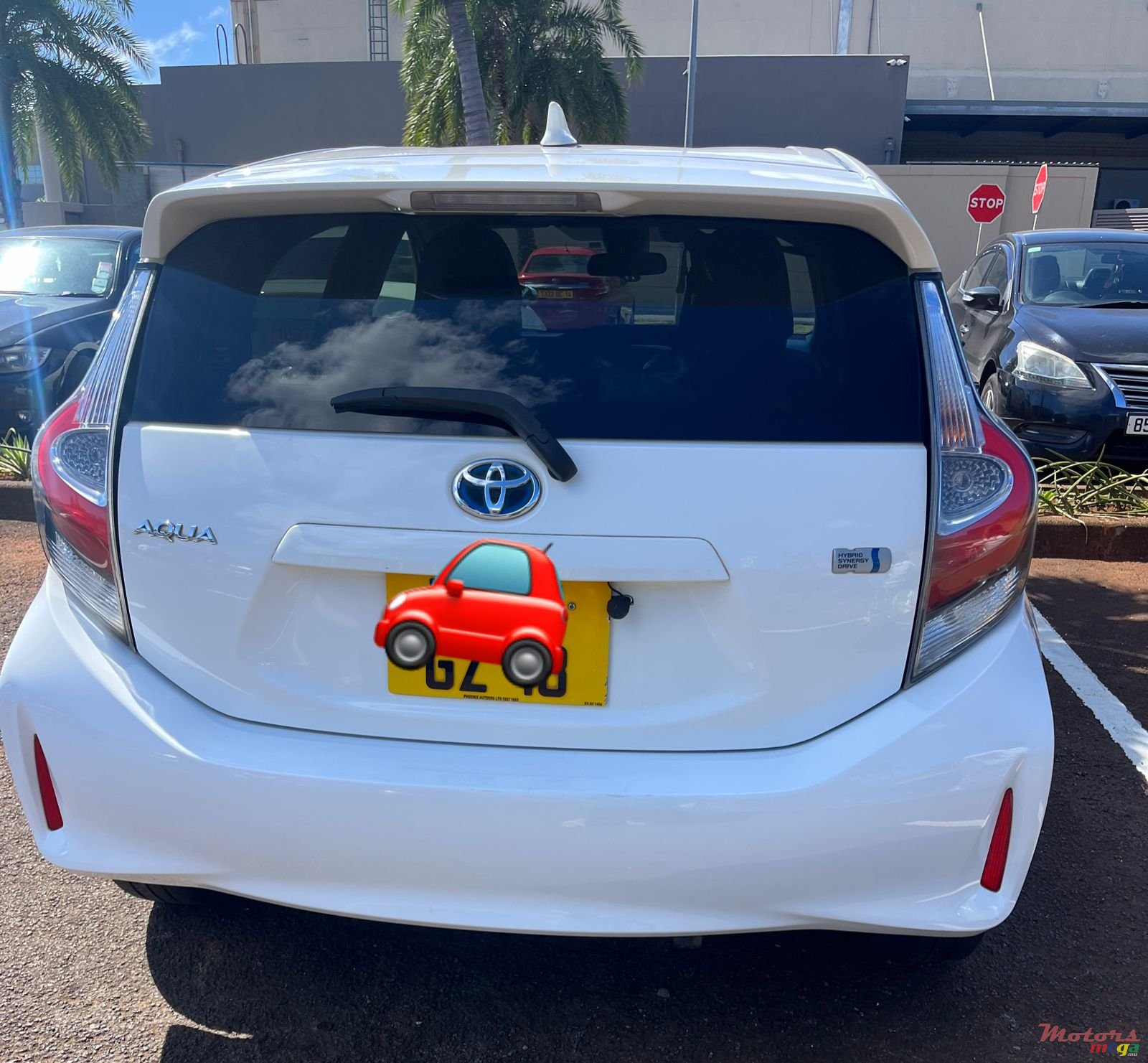 2018' Toyota Aqua Hatchback photo #6