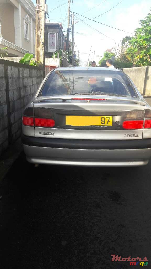 1997' Renault Laguna photo #2