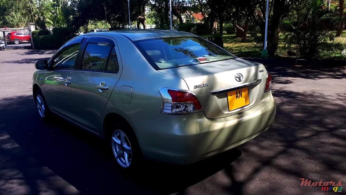 2006' Toyota Belta photo #4