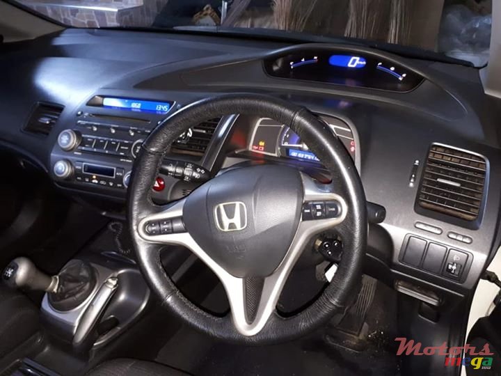 2010' Honda Civic photo #2