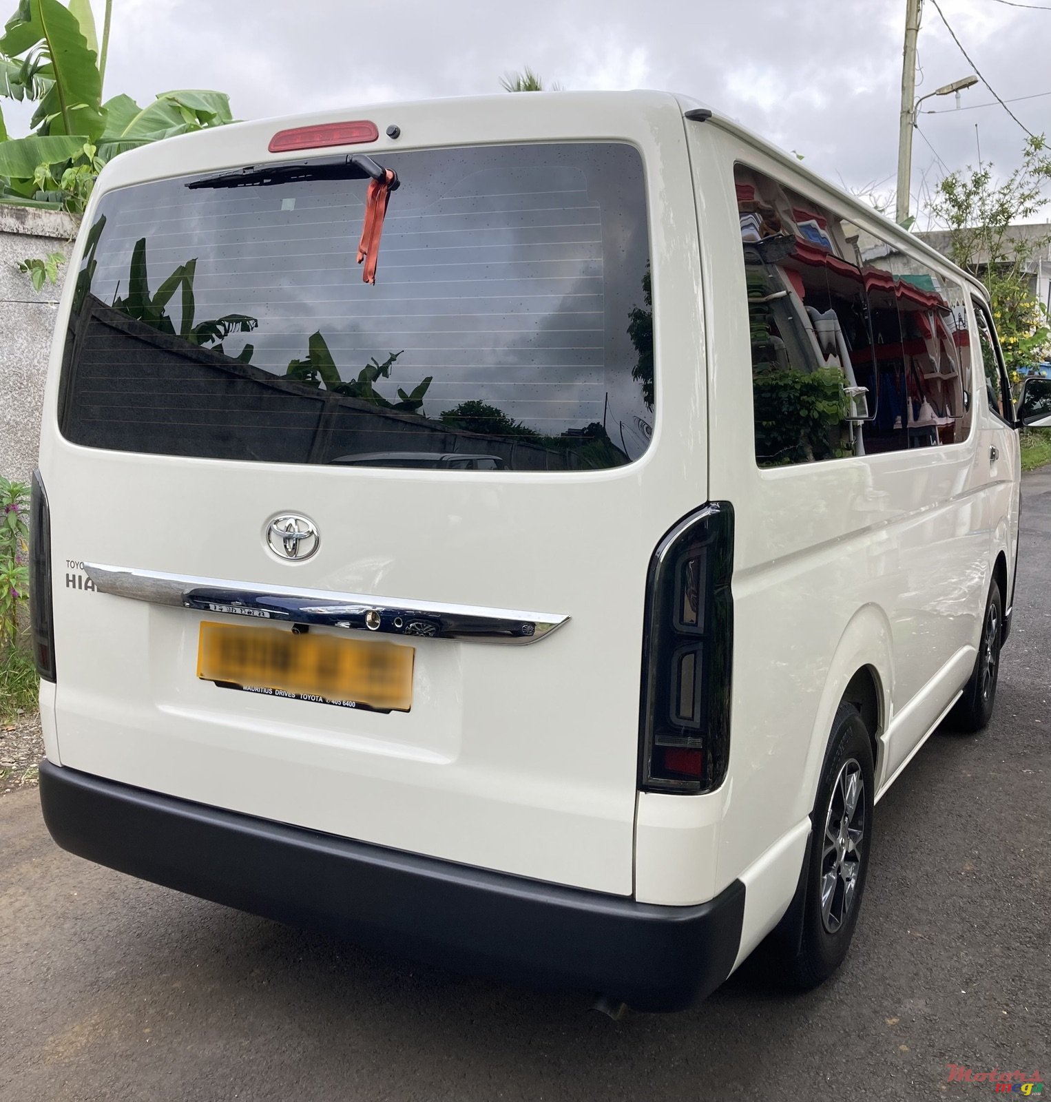 2025' Toyota photo #2