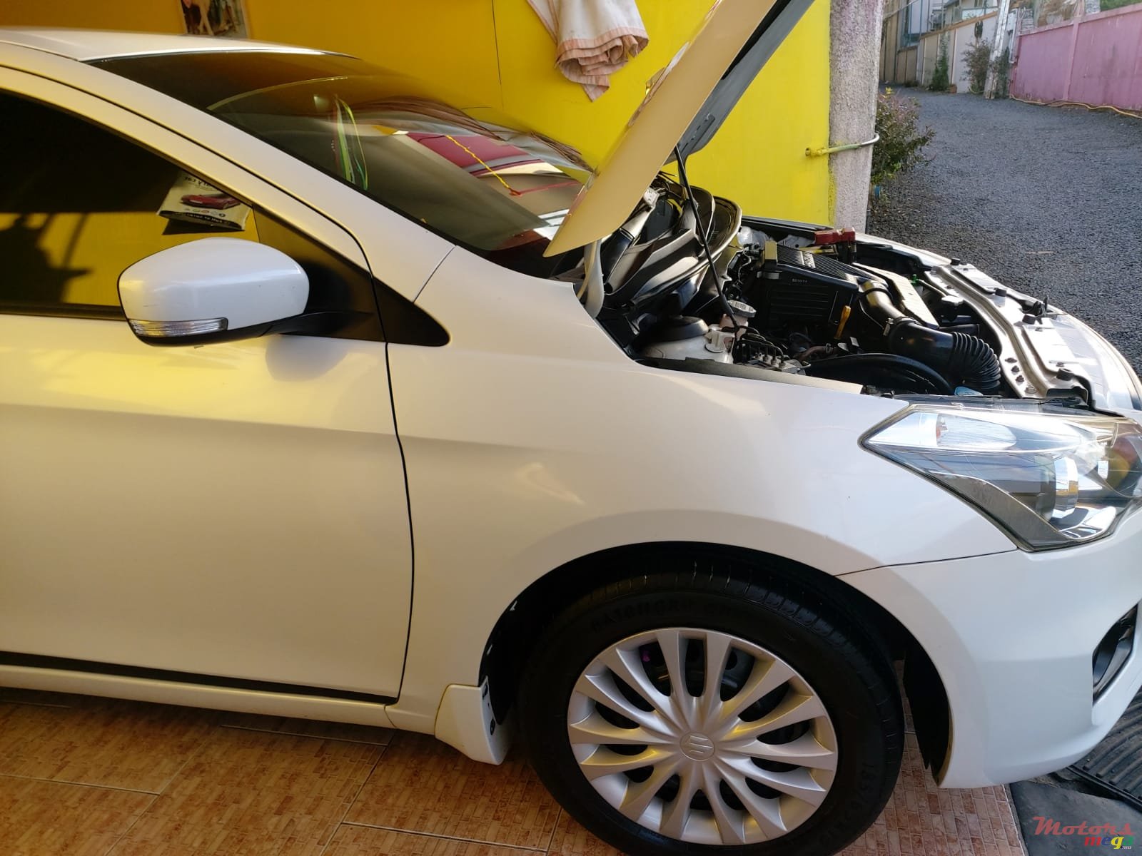 2016' Suzuki Ciaz photo #3