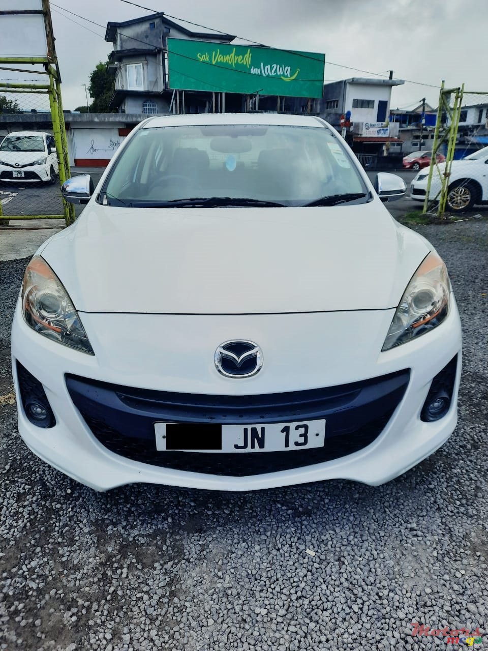 2013' Mazda 3 photo #5