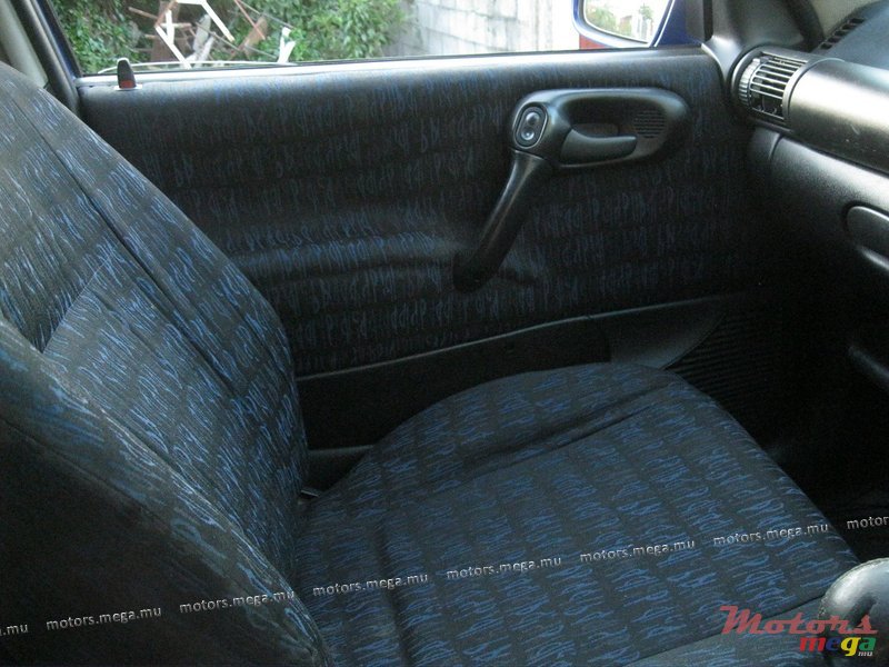 2000' Opel photo #7