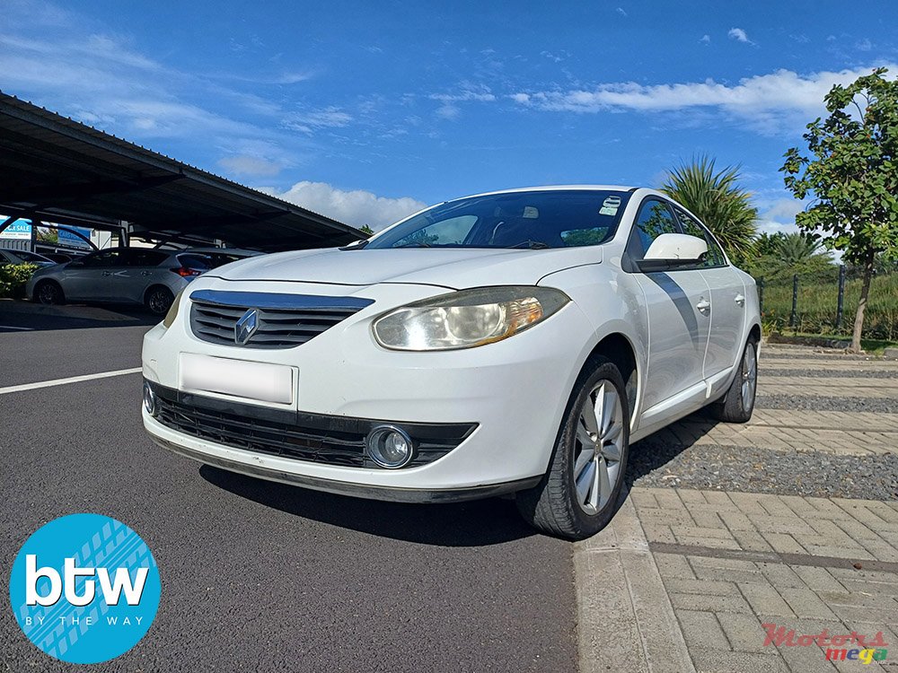 2014' Renault Fluence photo #2