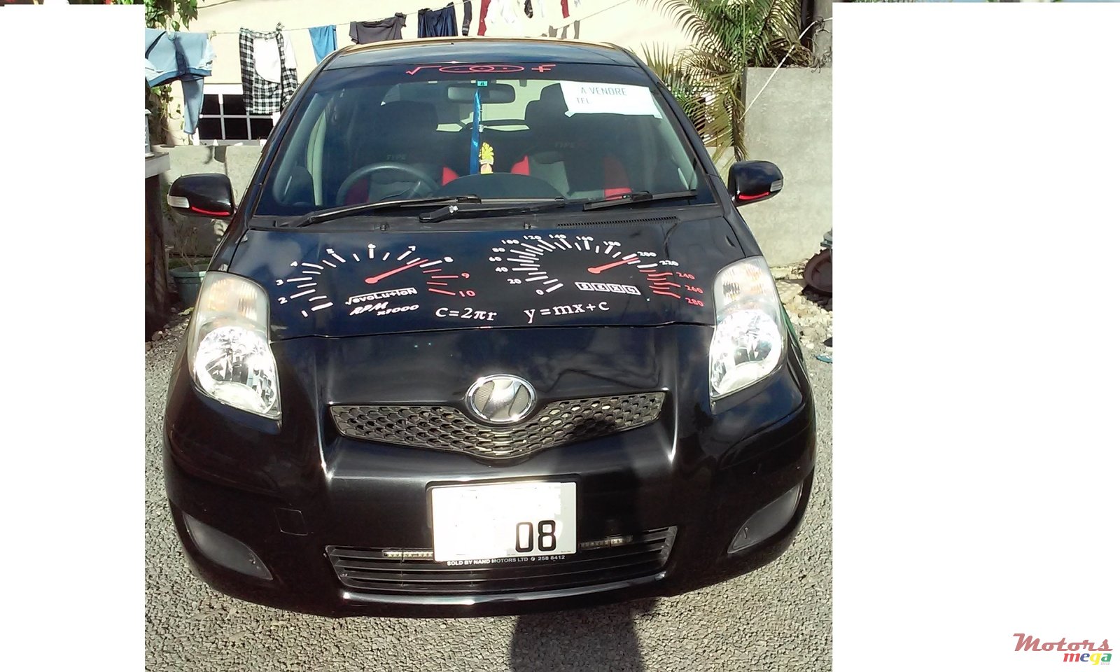 2008' Toyota Vitz photo #2