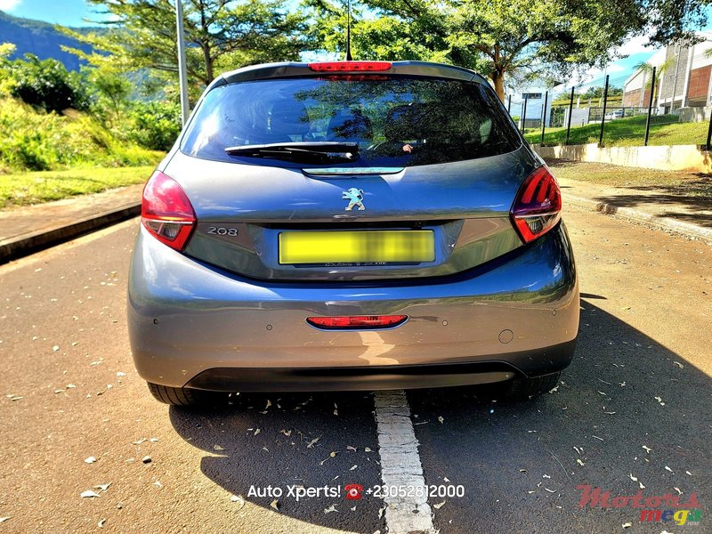 2019' Peugeot 208 1.2 Turbo Petrol Automatic photo #4