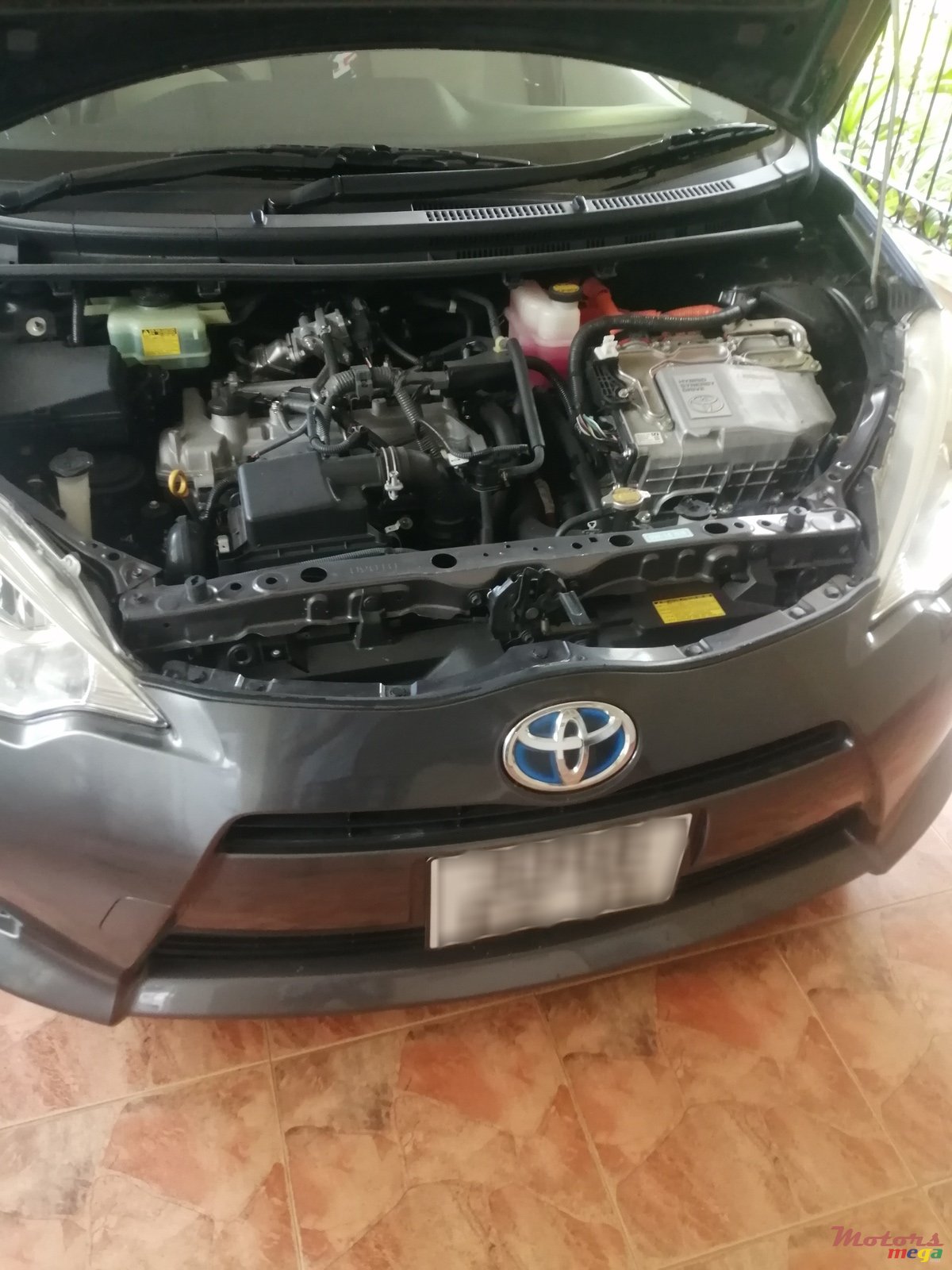 2015' Toyota Aqua photo #1