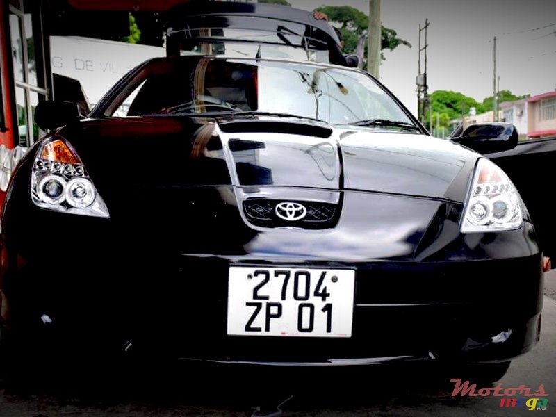 2001' Toyota Celica photo #1