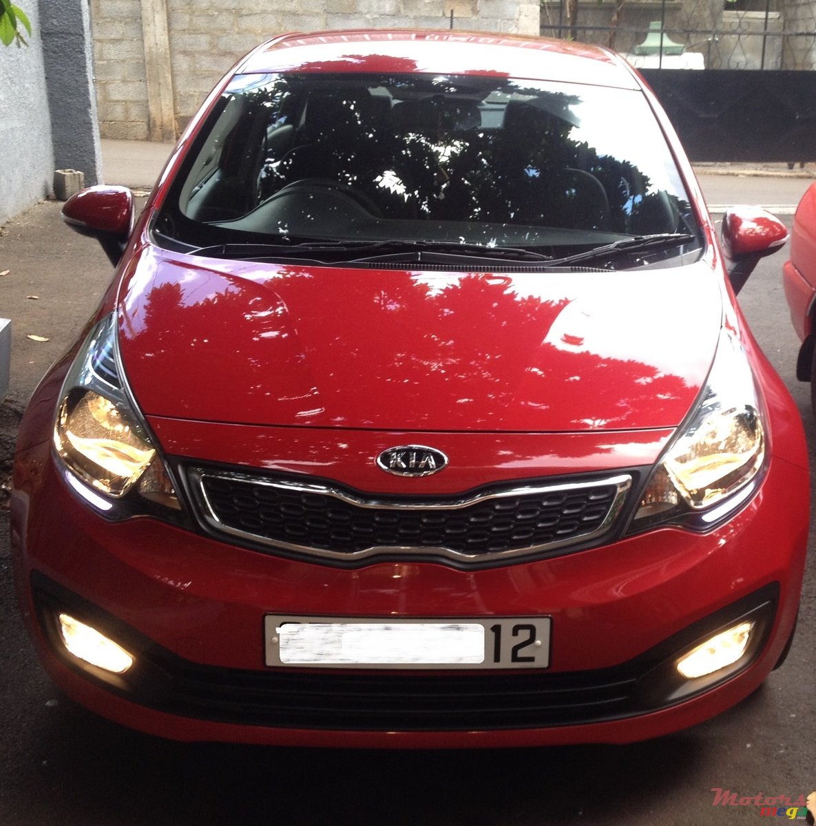 2012' Kia Rio photo #1