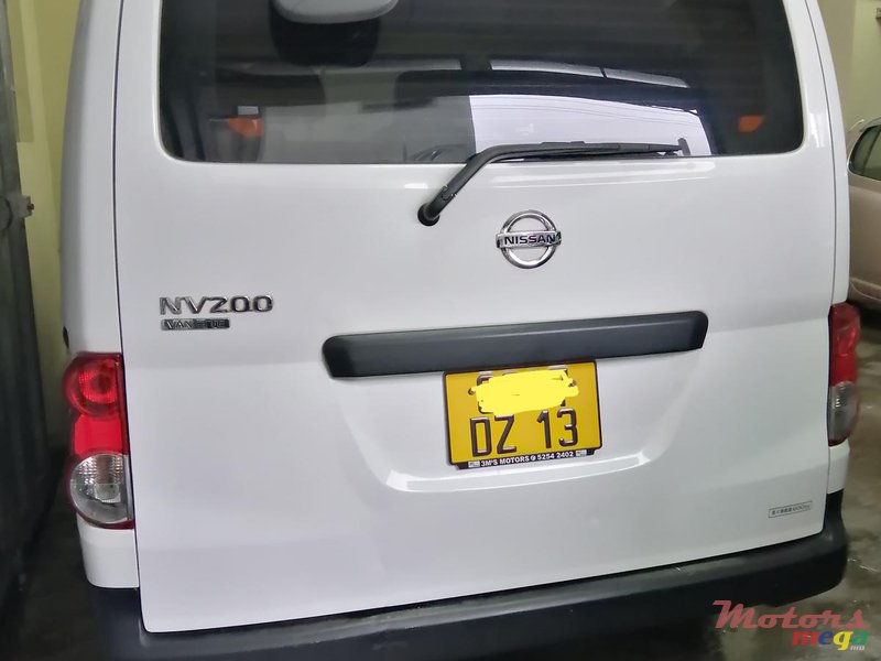 2013' Nissan NV200 13 AUTO GOODS VEHICLE photo #3