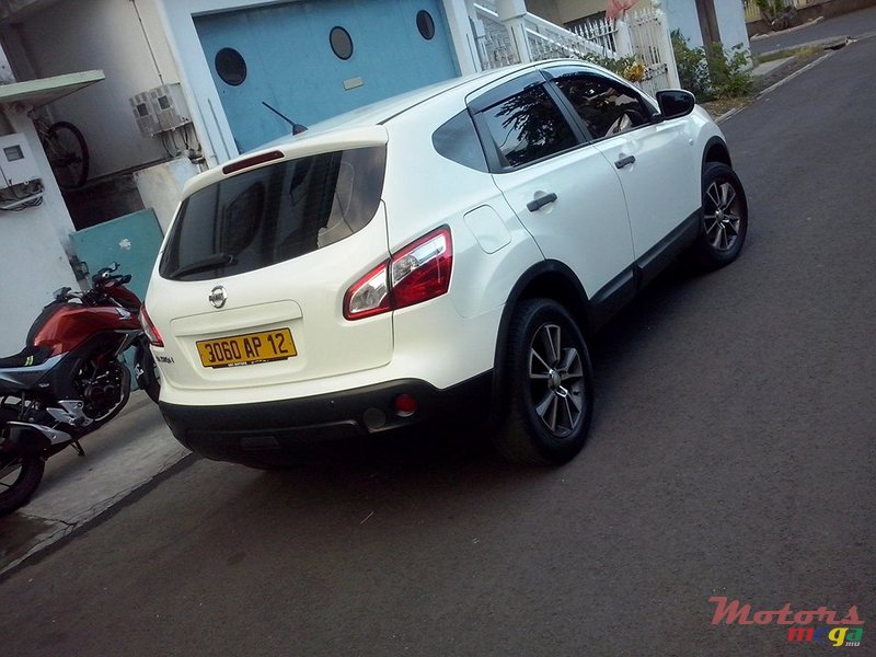 2012' Nissan Qashqai dorigine photo #4