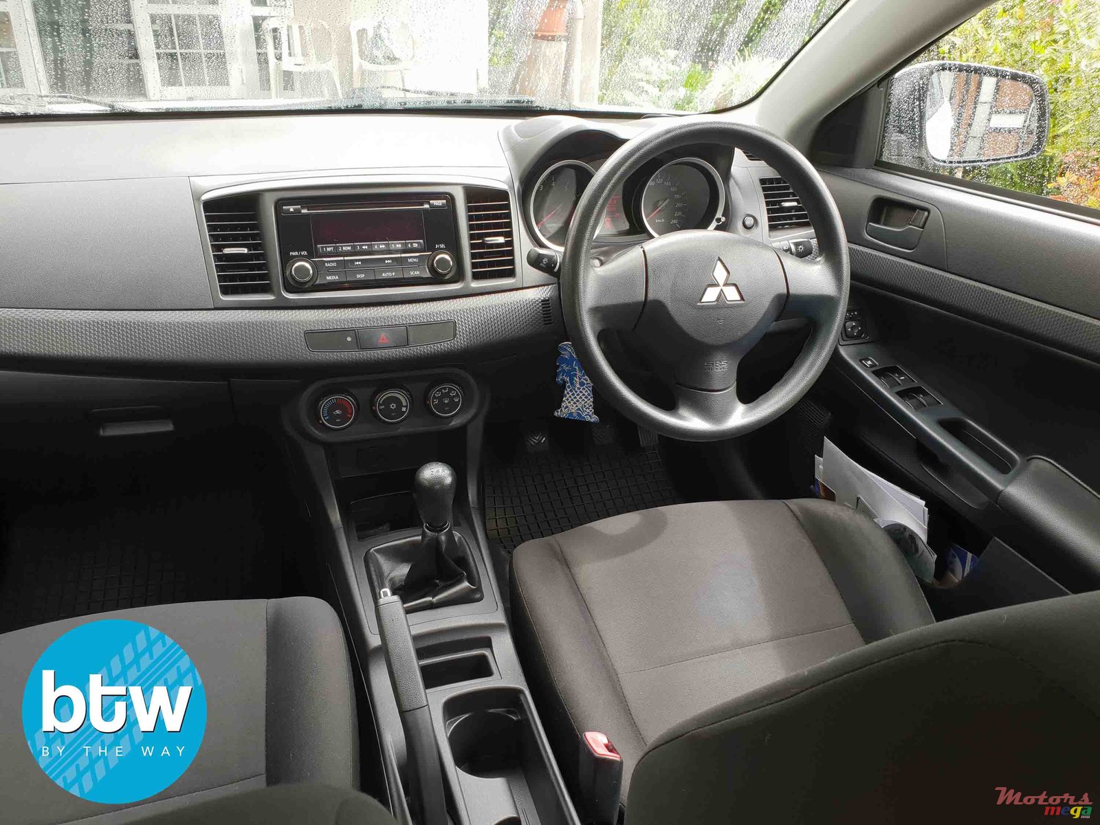 2016' Mitsubishi Lancer Ex photo #6