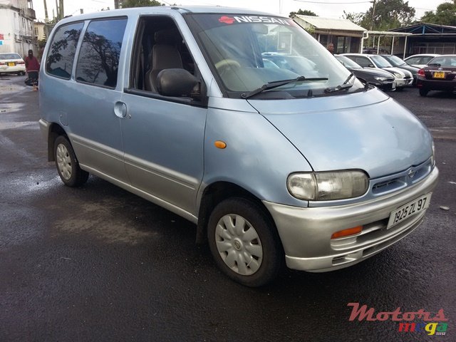 1997' Nissan Serena photo #1