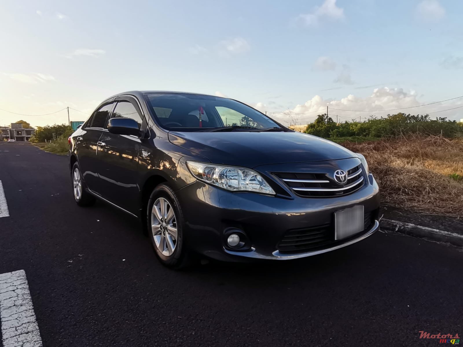2012' Toyota Corolla photo #1
