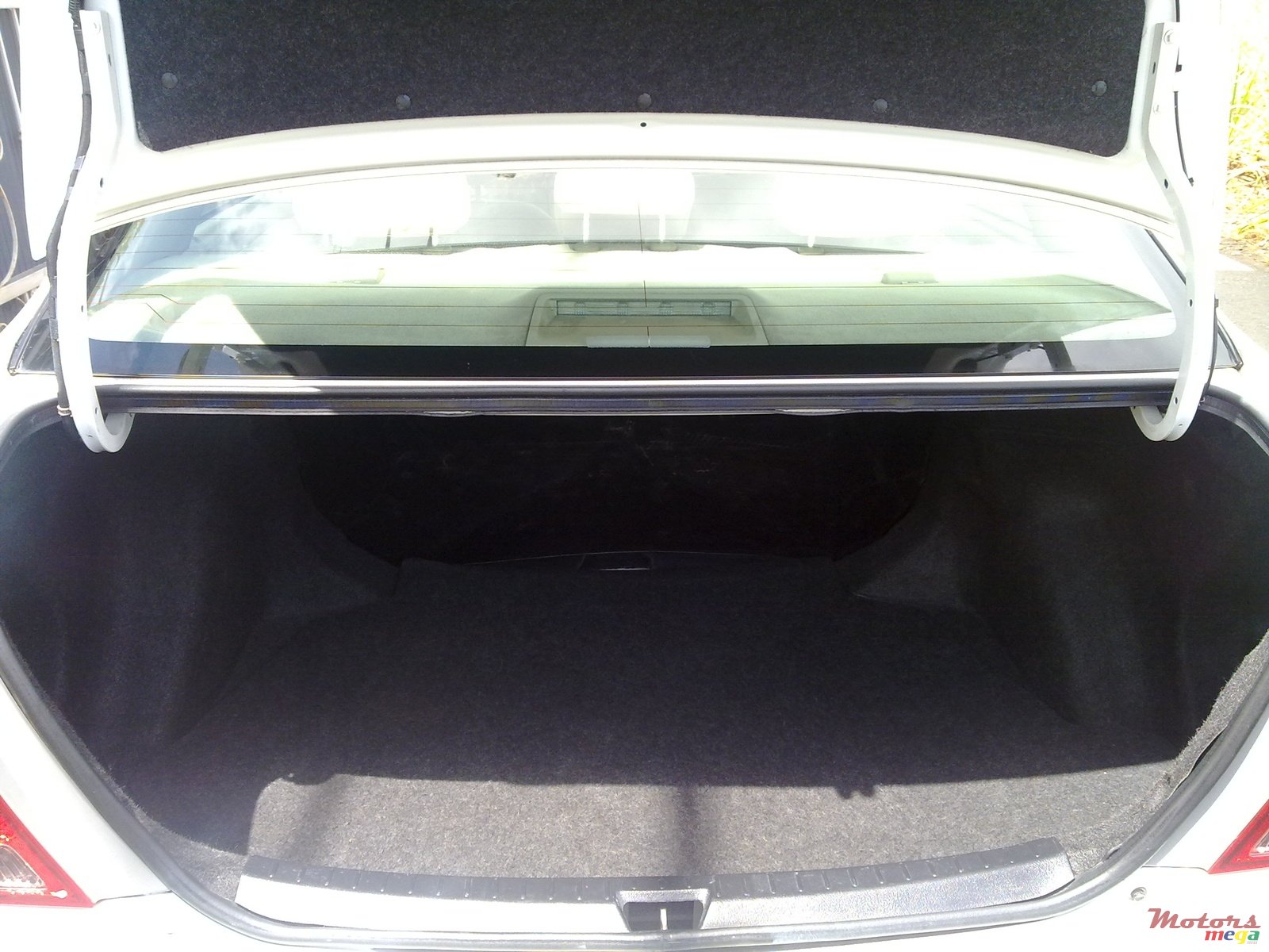 2007' Toyota Axio photo #5