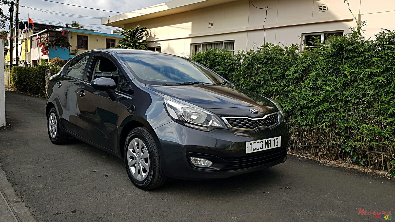 2013' Kia Rio photo #1