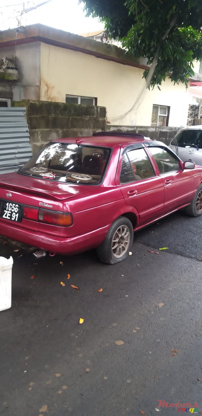 1991' Nissan Sunny photo #1