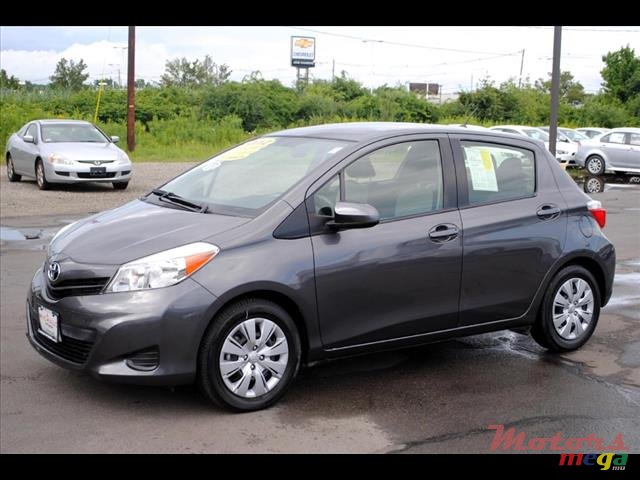 2012' Toyota photo #1