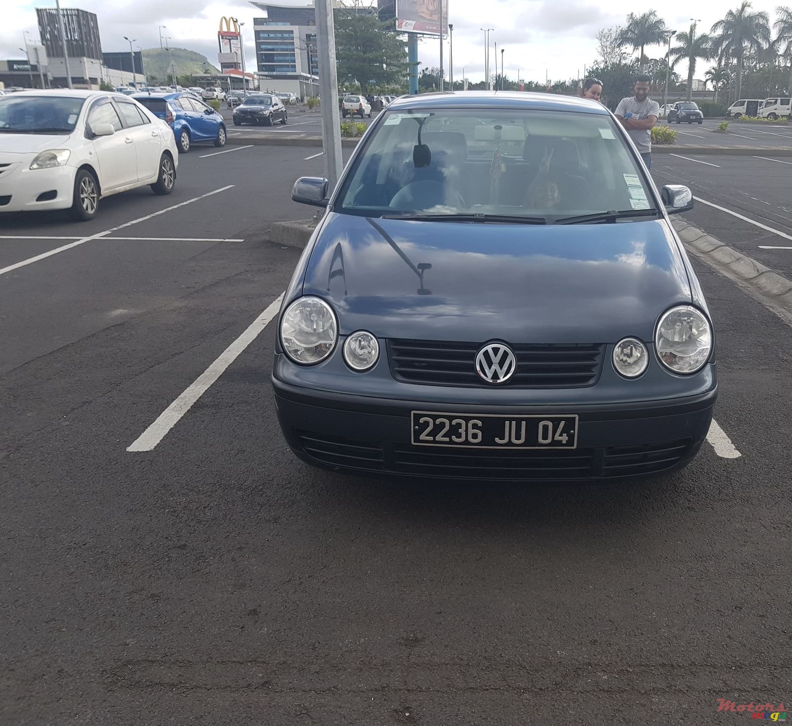 2004' Volkswagen Polo photo #3