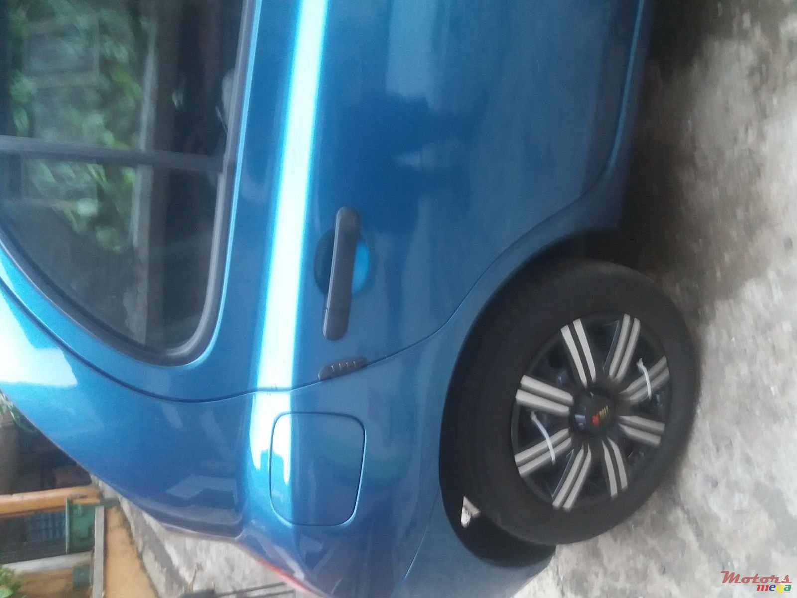 2004' Nissan March ak12 photo #3