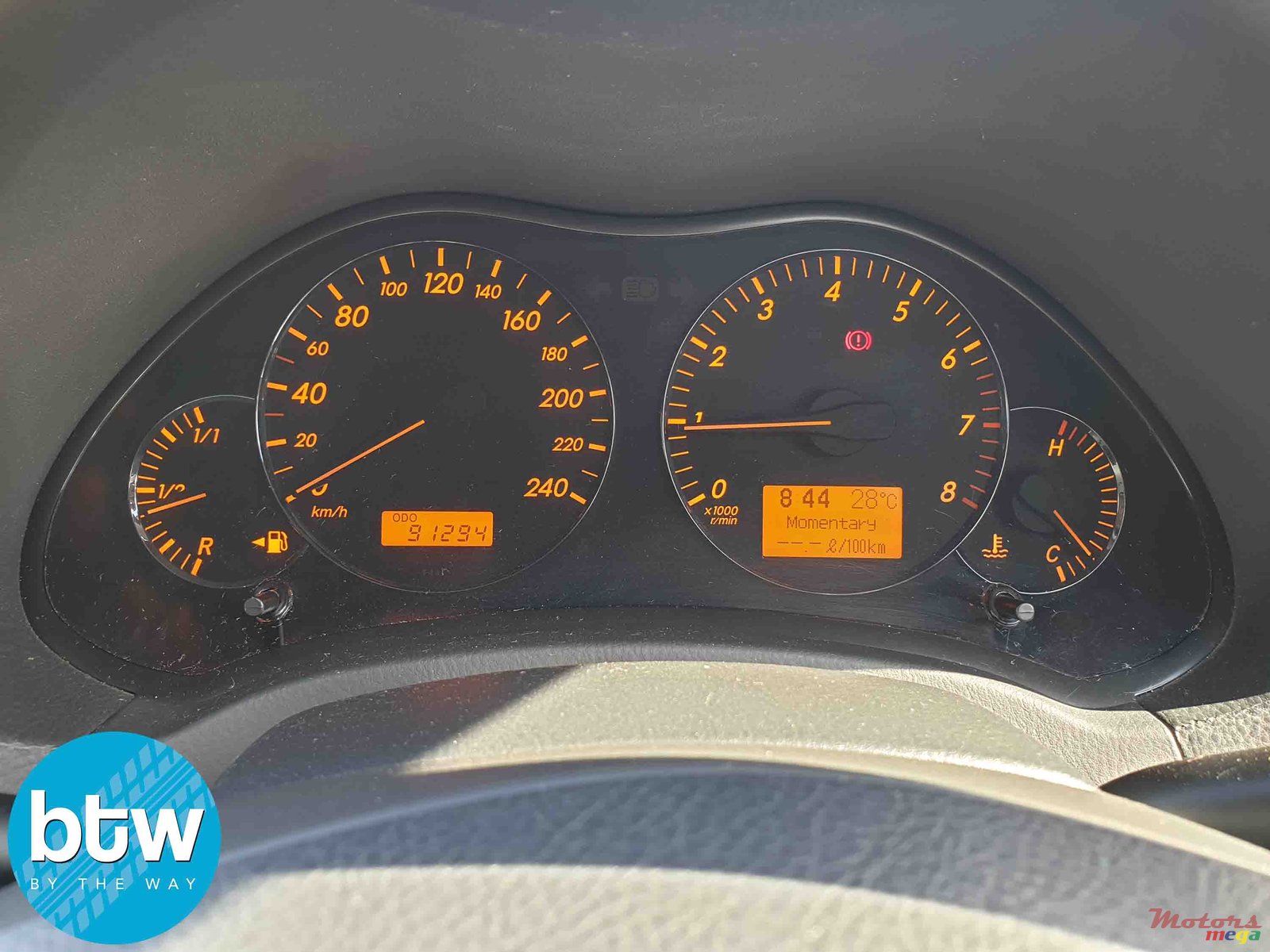 2009' Toyota Avensis photo #7