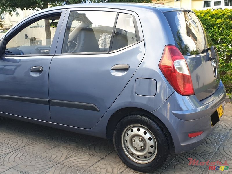 2013' Hyundai i10 photo #2