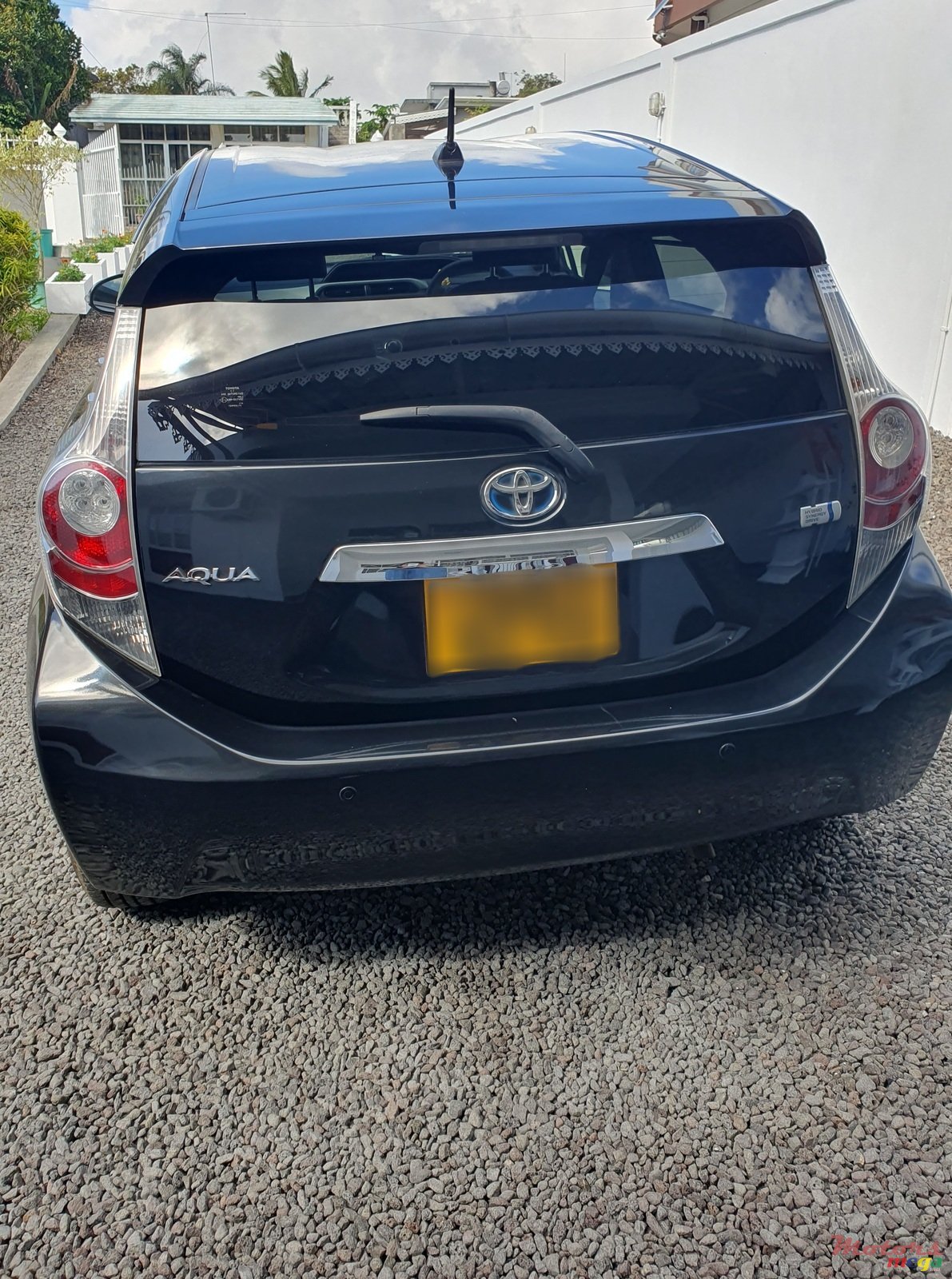 2013' Toyota Aqua photo #4