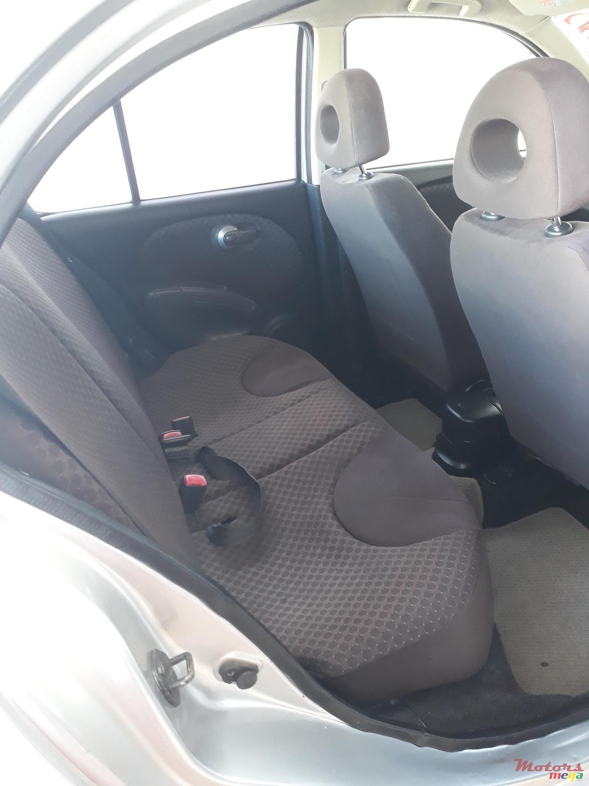 2009' Nissan March photo #6