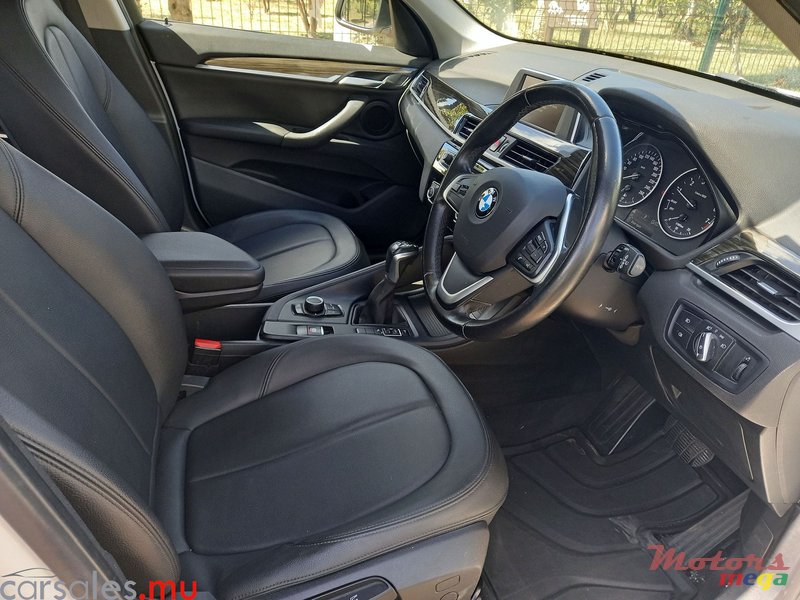 2016' BMW X1 SDRIVE 18i photo #6