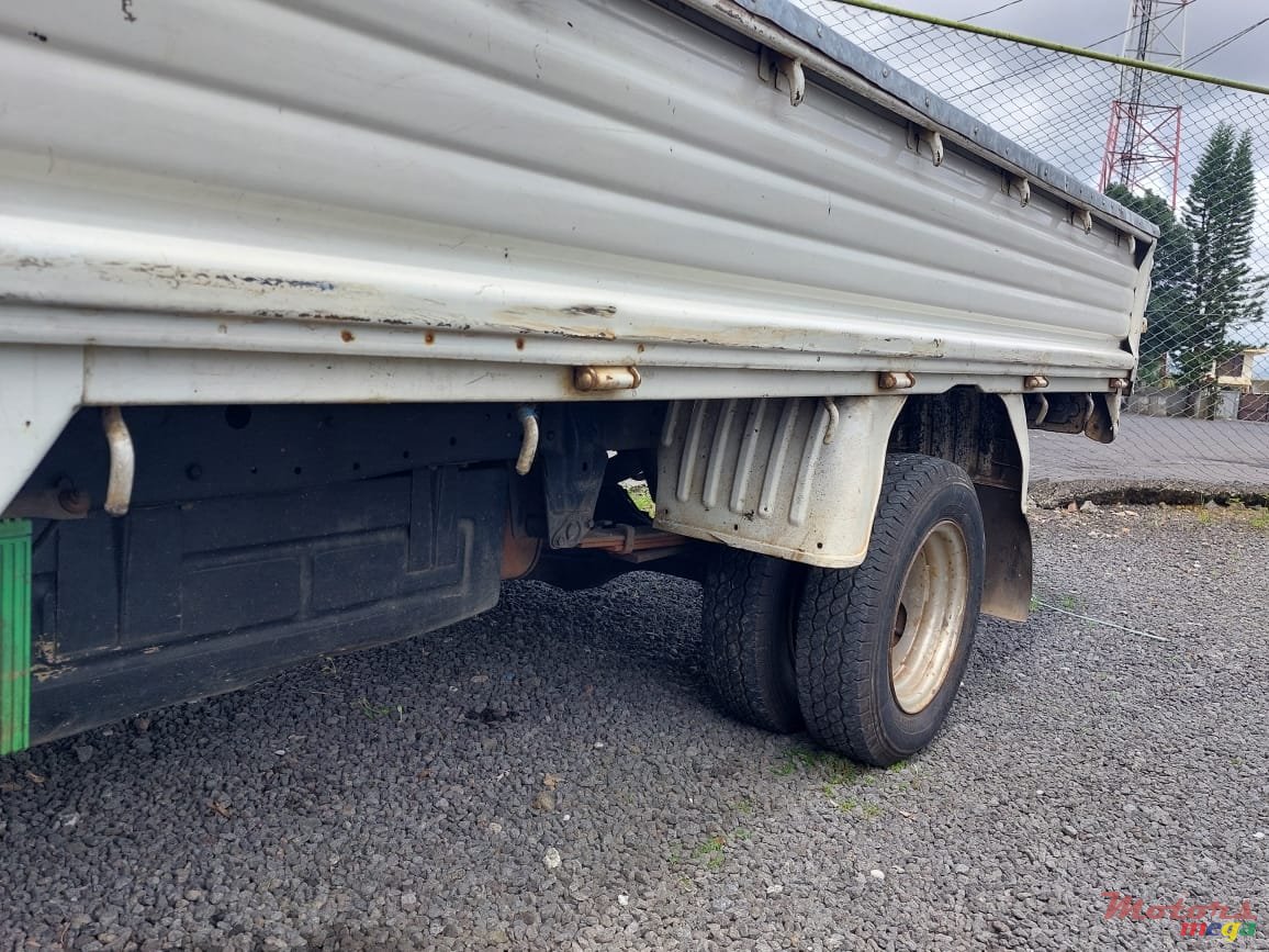 1998' Mazda Bongo photo #6