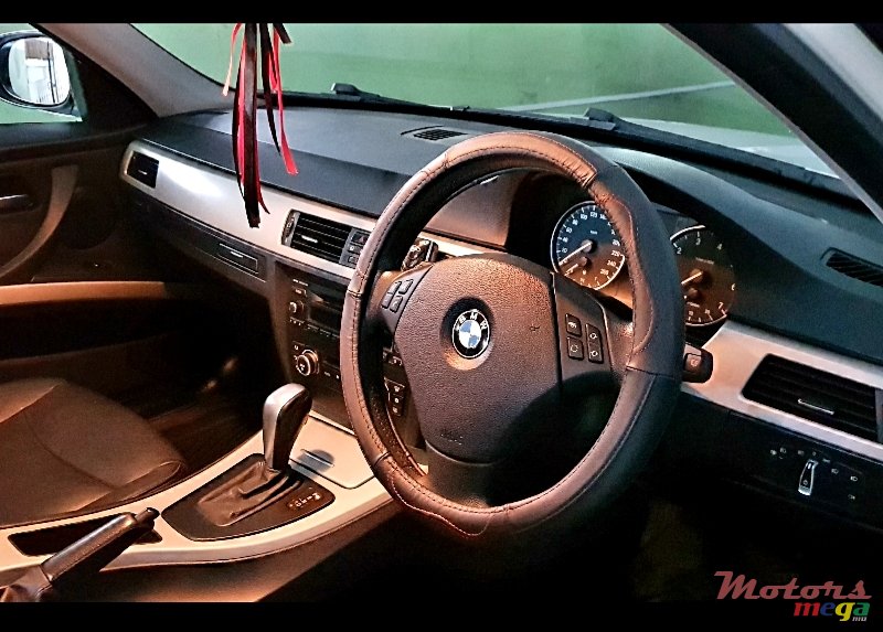 2011' BMW 3 Series Facelift photo #5