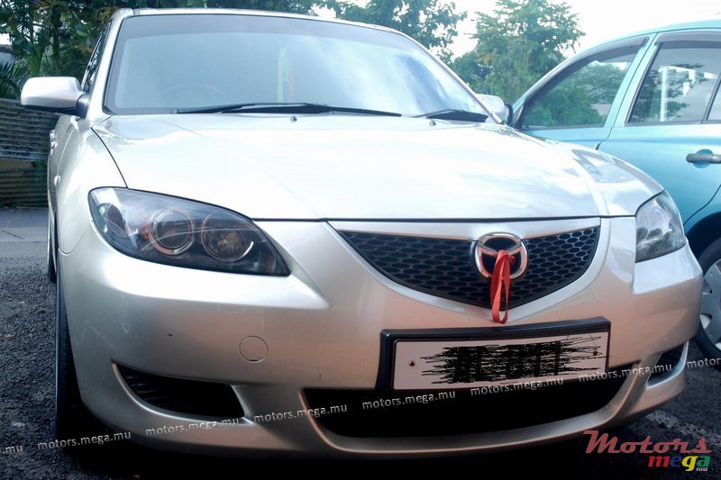 2004' Mazda photo #2