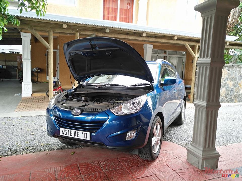 2010' Hyundai ix35 photo #6