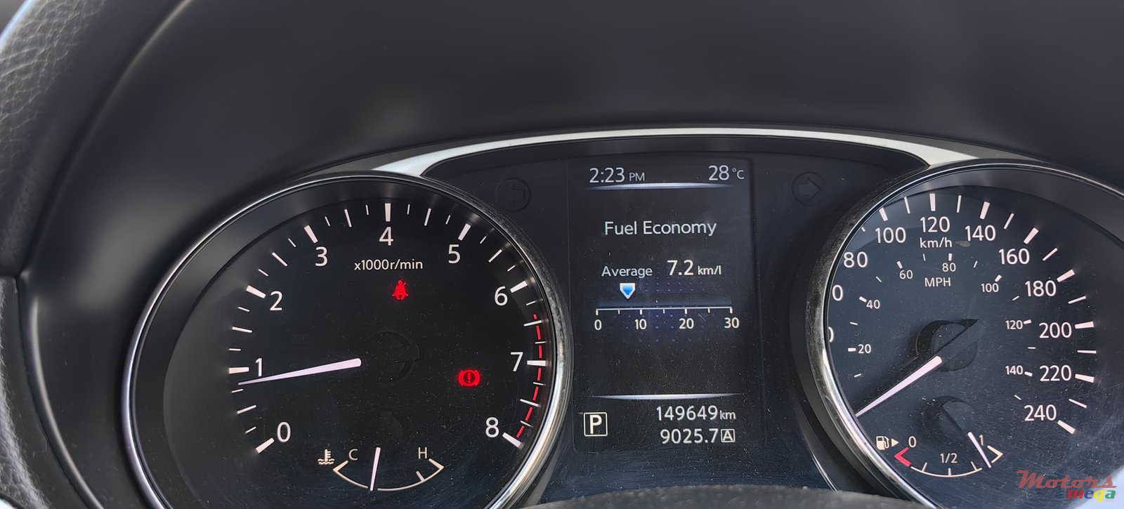 2015' Nissan X-Trail photo #2