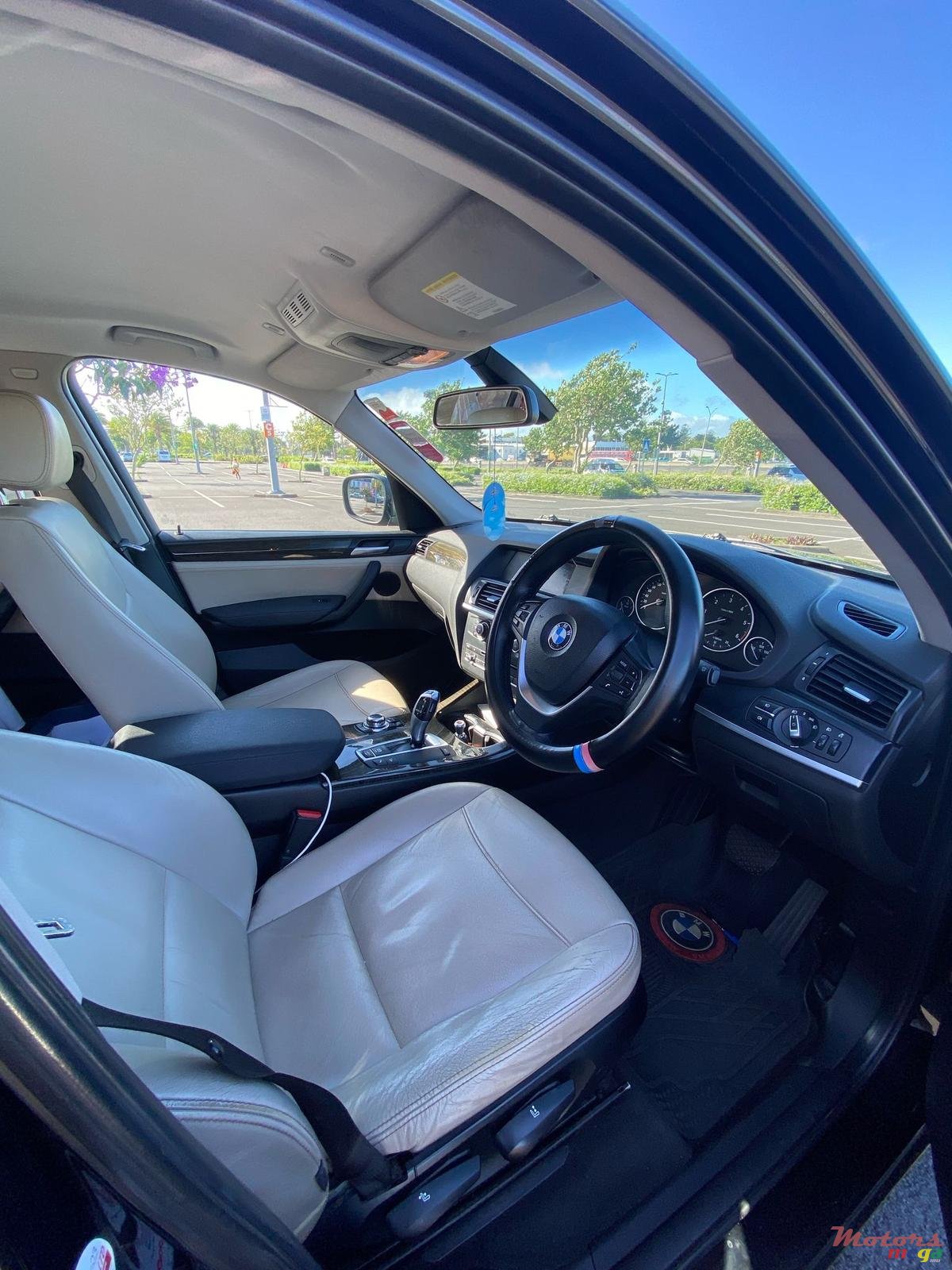 2011' BMW X3 photo #2