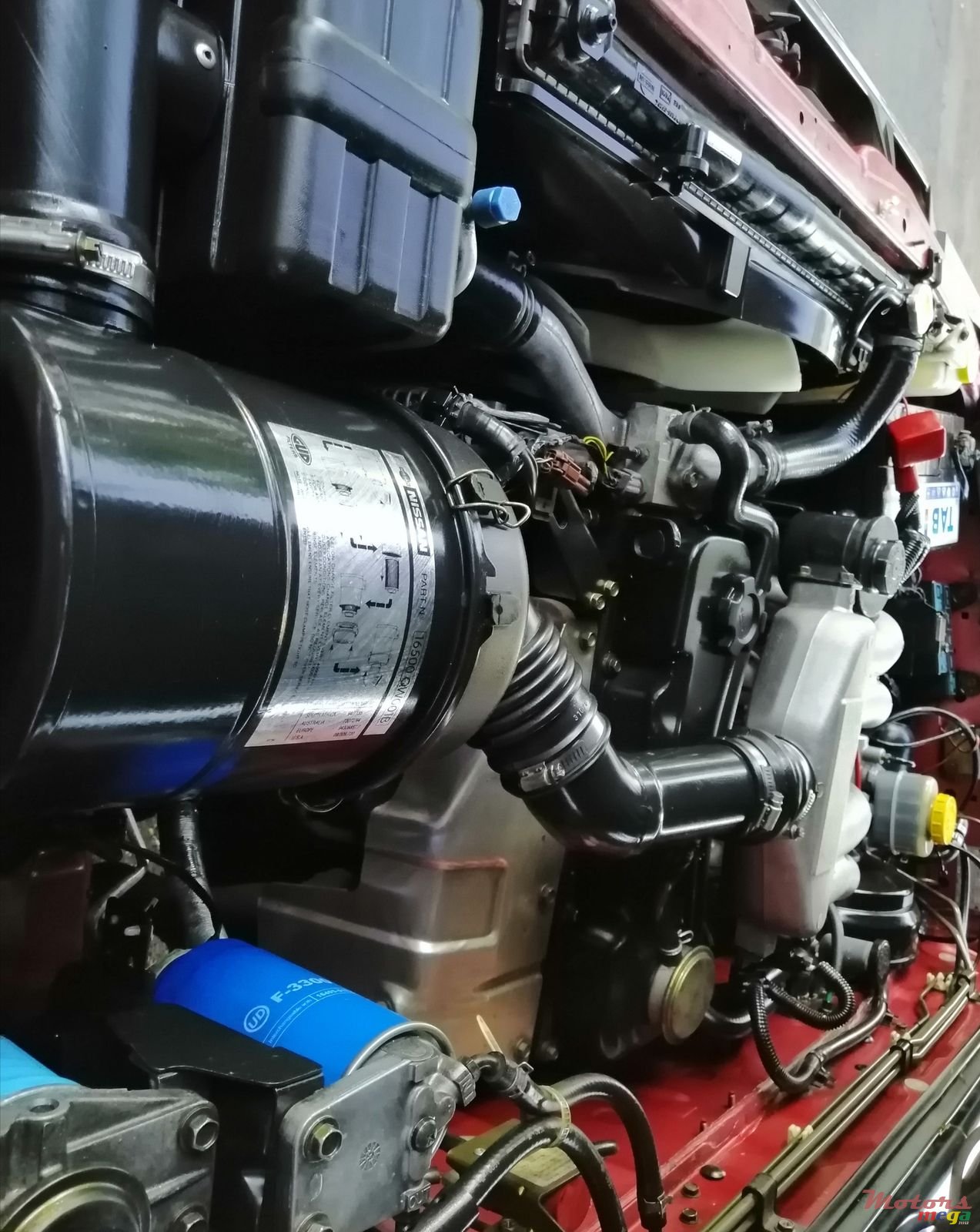 2002' Nissan Hardbody photo #4