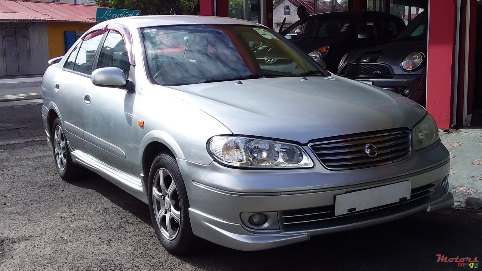 2005' Nissan Sunny N17 photo #1