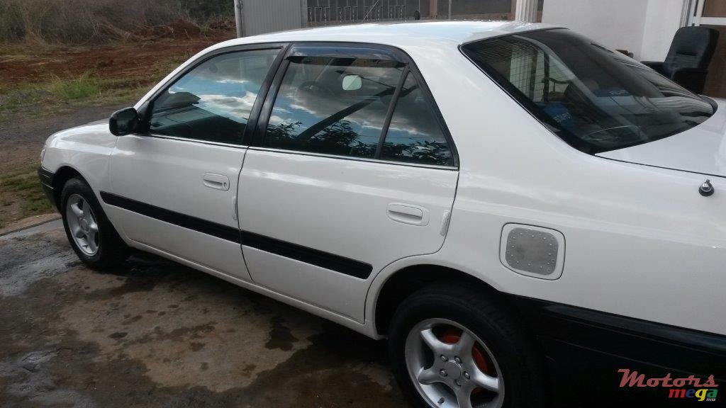 1997' Toyota Corona photo #1