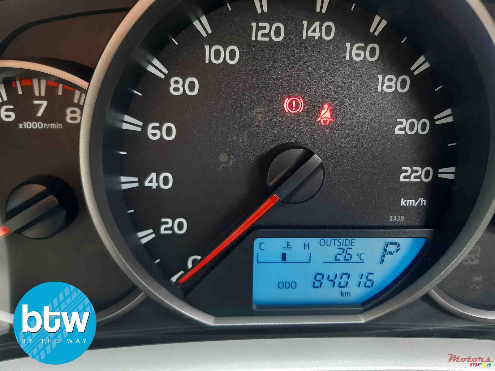 2016' Toyota RAV4 photo #7