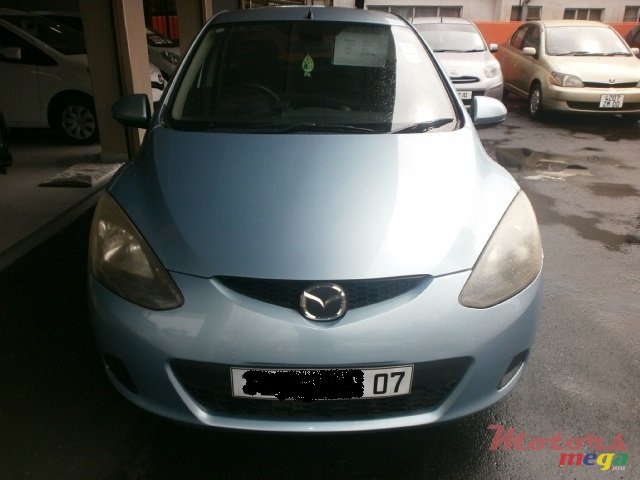 2007' Mazda Demio photo #2